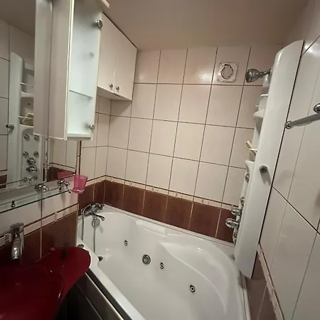 Apartment Mary Constanta